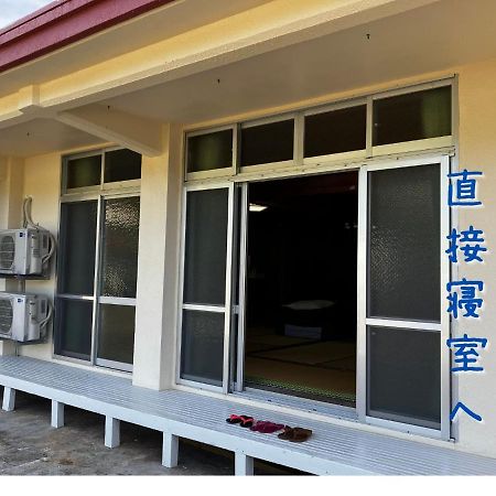 民泊まったりん人 Apartman Kumedzsima Kültér fotó